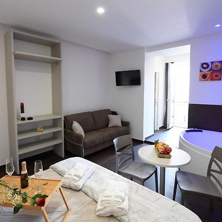 B&B In Centro Storico Salerno Zewnętrze zdjęcie