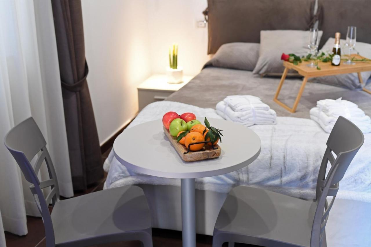B&B In Centro Storico Salerno Zewnętrze zdjęcie
