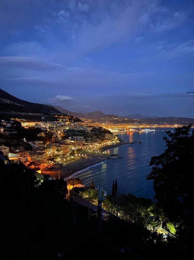 B&B In Centro Storico Salerno Zewnętrze zdjęcie